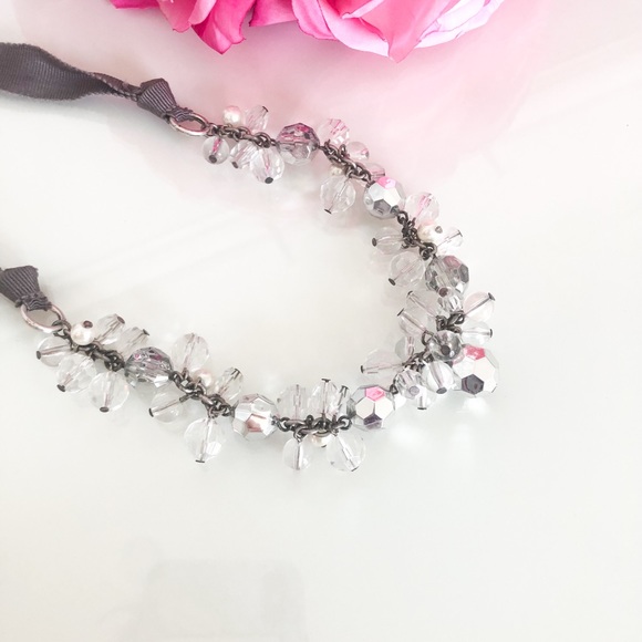 American Eagle Gray Statement Necklace - Picture 3 of 6